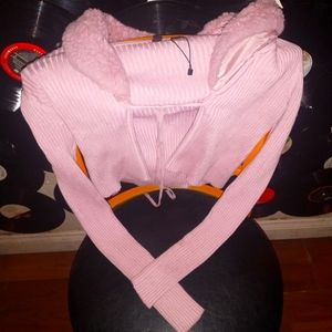 Pink cardigan with detachable faux fur collar !!!